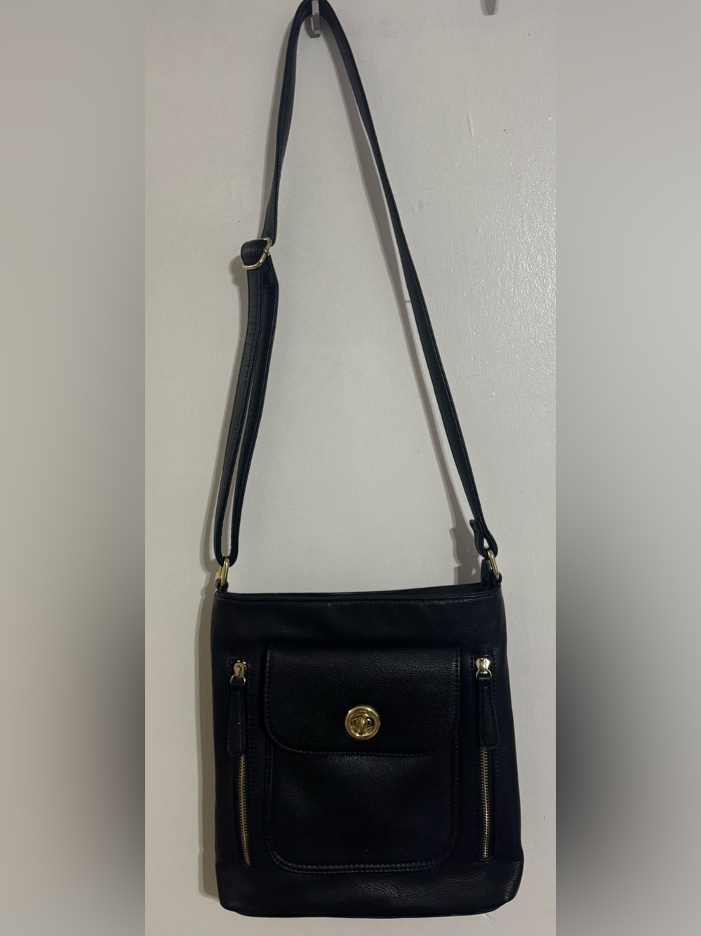 Black Women's Crossbody Bag with Gold Hardware EUC - Picture 2 of 15